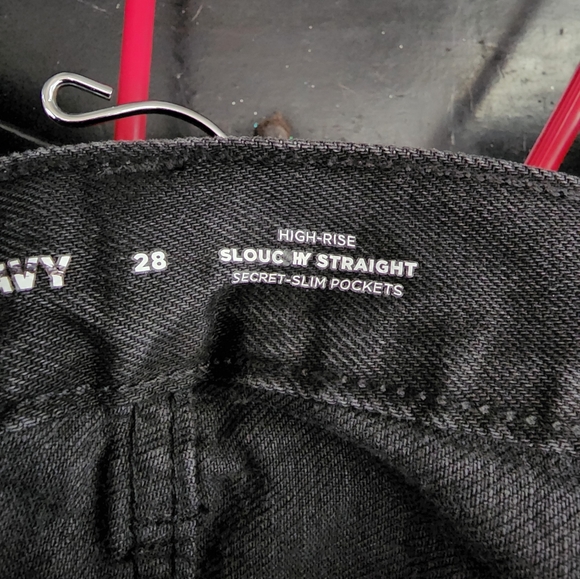 Old Navy NWT Black slouchy straight jean - Picture 3 of 4